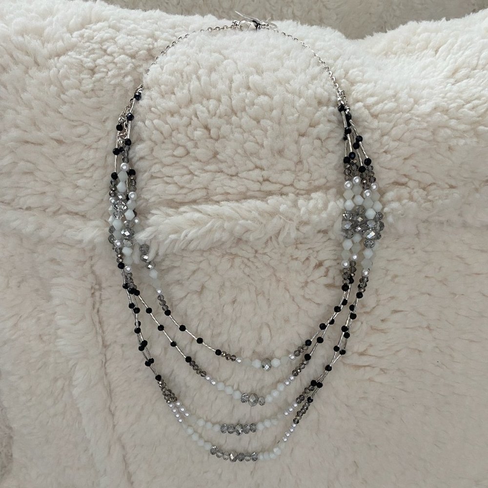NWT WHBM necklace